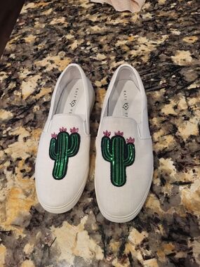 Katy Perry White Canvas Slip-On Sneakers with Green Cactus Patch